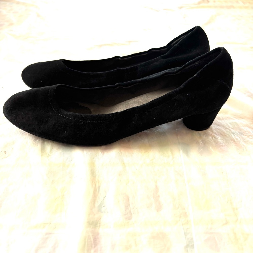 Stuart Weizman Gabby Scrunch Leather Black Ballet Flats SZ 10 Worn 1X Indoors